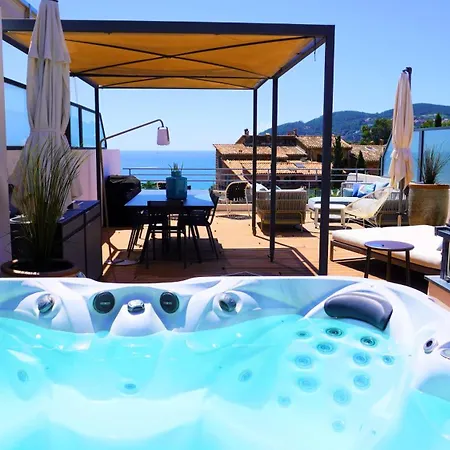 Avec Rooftop, Jacuzzi & Vue By Palmazur 망들리유 라 나플