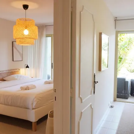 Villa Avec Rooftop, Jacuzzi & Vue By Palmazur Mandelieu